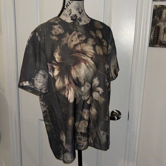 Aritzia Babaton Fraser Blouse Floral Satin - Picture 4 of 9